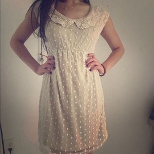Forever 21 Size Small Polka Dot Lace Dress